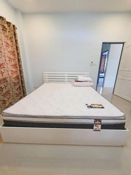 A house for rent near Kad Farang, Chiang Mai Rental Price: 15,000 THB / month Property ID: No.14H785, Chiang Mai, Hang Dong, Chiang Mai, 2 Bedrooms, 100 sqm, Single Detached House For Rent, by Baandeedee Chiangmai, 500626321 - DDproperty.com