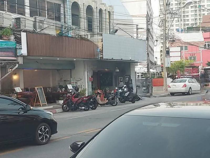 3-BR Townhouse, Chon Buri (Pattaya), Na Kloe, Bang Lamung (Pattaya), Chon Buri (Pattaya), 3 Bedrooms, 204 sqm, Townhouse For Sale, by Tanawan Surichai, 500626345 - DDproperty.com