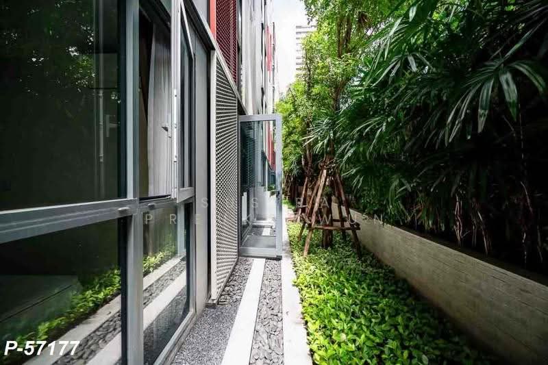 Taka Haus, Bangkok, 99 Soi Ekamai 10, Khlong Tan Nua, Watthana, Bangkok, 1 Bedroom, 37 sqm, Condo For Rent, by Susira Preuksawun, 500626367 - DDproperty.com