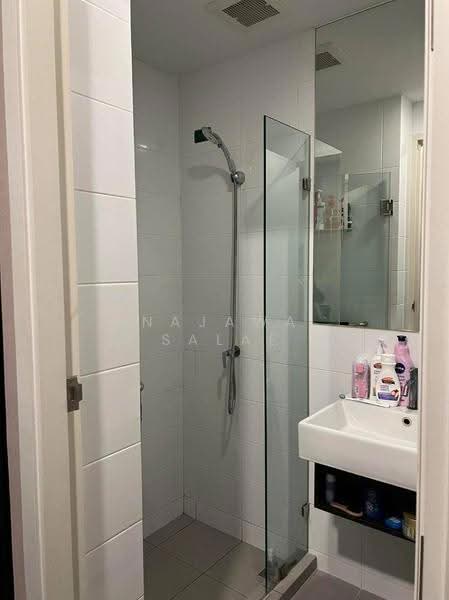 Notting Hill Sukhumvit 105, Bangkok, 105 Sukhumvit, Bang Na, Bangkok, 1 Bedroom, 34 sqm, Condo For Sale, by Najawa Salae, 500626404 - DDproperty.com