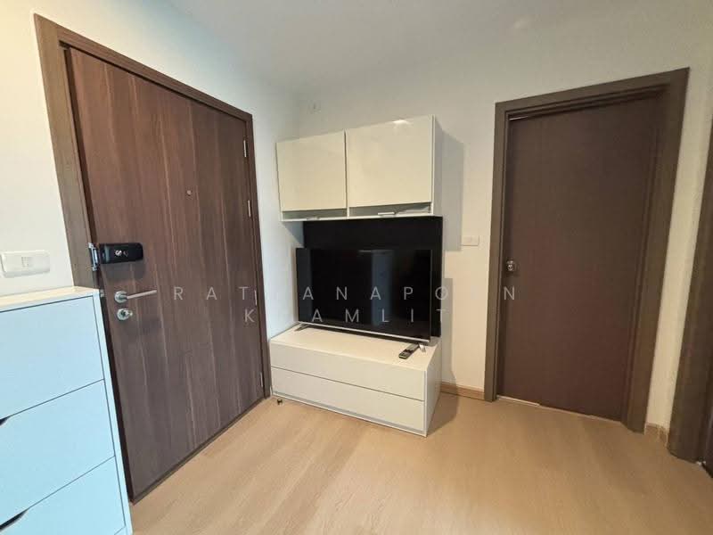 The Base Sukhumvit 77, Bangkok, 289 Sukhumvit 77 Road, Phra Kanong Nua, Watthana, Bangkok, 1 Bedroom, 30 sqm, Condo For Rent, by Rattanaporn Khamlit, 500626447 - DDproperty.com