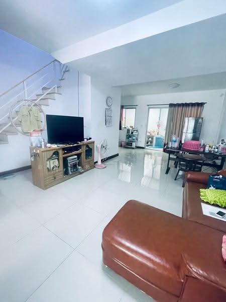 Me Modern Home Bangpa-in, Phra Nakhon Si Ayutthaya, Udomsorayuth Road, Bang Krasun, Bang Pa-In, Phra Nakhon Si Ayutthaya, 3 Bedrooms, 84 sqm, Townhouse For Sale, by ANUCHIT PHOCHAI, 500626522 - DDproperty.com