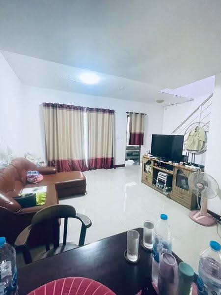 Me Modern Home Bangpa-in, Phra Nakhon Si Ayutthaya, Udomsorayuth Road, Bang Krasun, Bang Pa-In, Phra Nakhon Si Ayutthaya, 3 Bedrooms, 84 sqm, Townhouse For Sale, by ANUCHIT PHOCHAI, 500626522 - DDproperty.com