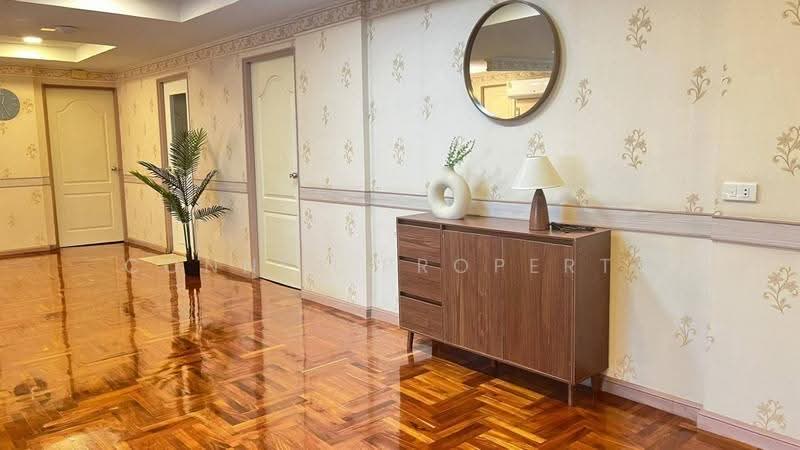 D.H.Grand Tower, Bangkok, Soi Prommit, Khlong Tan Nua, Watthana, Bangkok, 3 Bedrooms, 280 sqm, Condo For Rent, by Connex Property, 500626555 - DDproperty.com