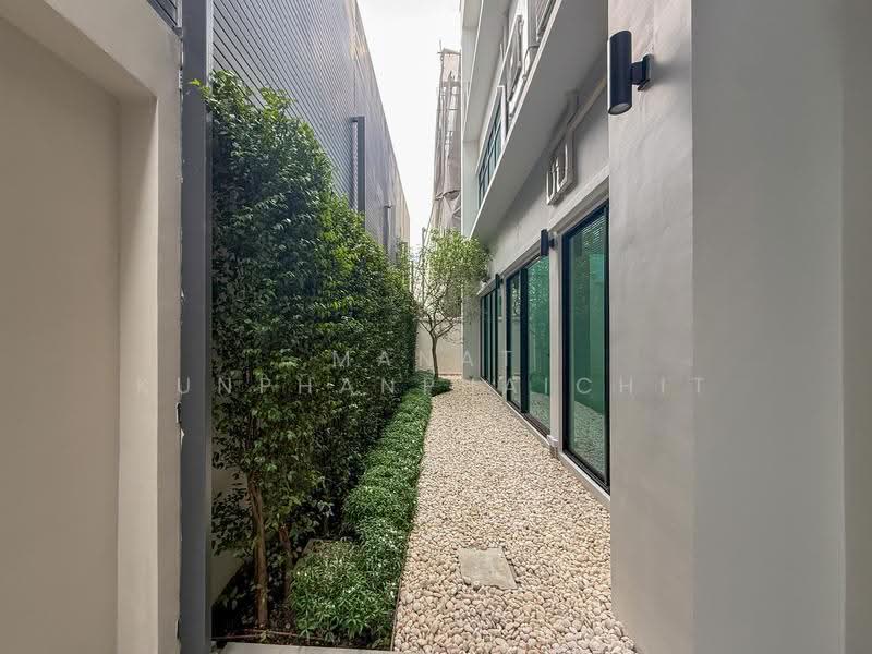 Monét Quinn Rama 3, Bangkok, Bang Klo, Bang Kho Laem, Bangkok, 5 Bedrooms, 472 sqm, Single Detached House For Sale, by Manat Kunphanphaichit, 500626594 - DDproperty.com