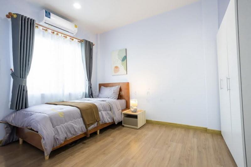 Baan Klang Muang Ladprao 71, Bangkok, Soi Nakniwat 34, Lat Phrao, Bangkok, 3 Bedrooms, 165 sqm, Townhouse For Rent, by นัฐพงค์ มณีอัครเนตร, 500626626 - DDproperty.com