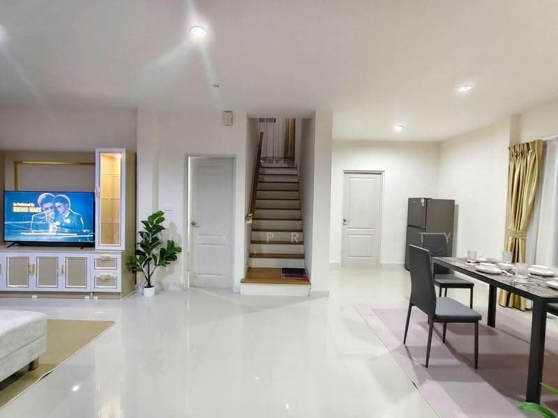 CENTRO Ratchaphruek-Chaengwattana, Nonthaburi, Ratchaphruek Road, Kaset Phatthana Soi 2, Khlong Khoi, Pak Kret, Nonthaburi, 3 Bedrooms, 21 sqm, Single Detached House For Rent, by Connex Property, 500626672 - DDproperty.com