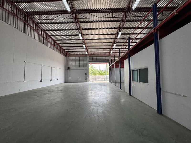 Warehouse for rent, 300 sq.m., in Thap Yao, Lat Krabang, Bangkok (JKPBKK1141), Bangkok, Thab Yao, Lat Krabang, Bangkok, , 300 sqm, Warehouse/Factory For Rent, by Pannawit Dullayawichenwut, 500626702 - DDproperty.com