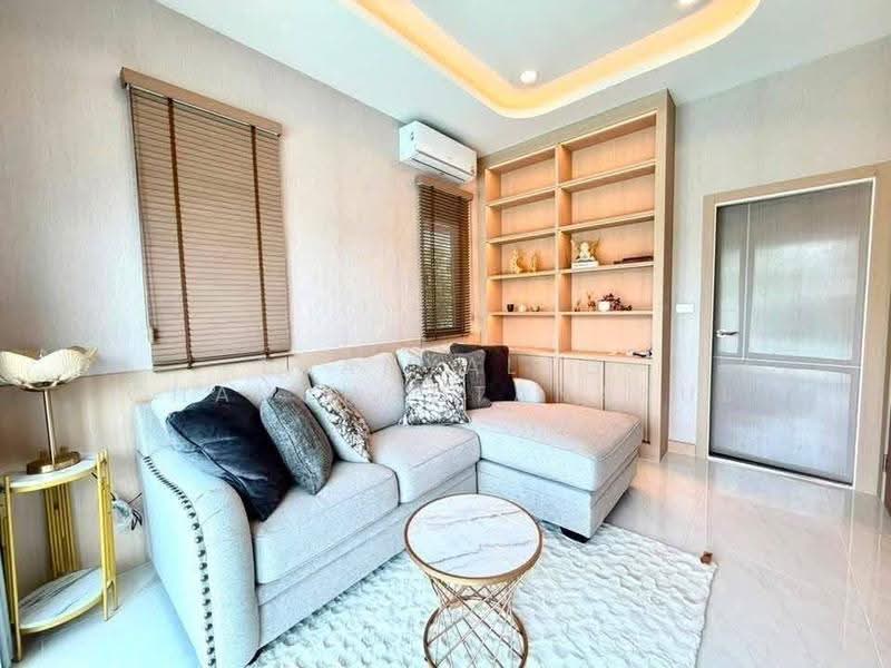 4-BR Villa, Chon Buri (Pattaya), Huai Yai, Bang Lamung (Pattaya), Chon Buri (Pattaya), 4 Bedrooms, 40 sqm, Villa For Sale, by Thanyalag Chanchodtanakul, 500626734 - DDproperty.com