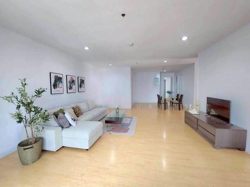 Citi Smart Sukhumvit 18, Bangkok, 366 Soi Sukhumvit 18, Sukhumvit Road, Khlong Toei, Bangkok, 3 Bedrooms, 180 sqm, Condo For Rent, by Phoom Imruangsri, 500626788 - DDproperty.com