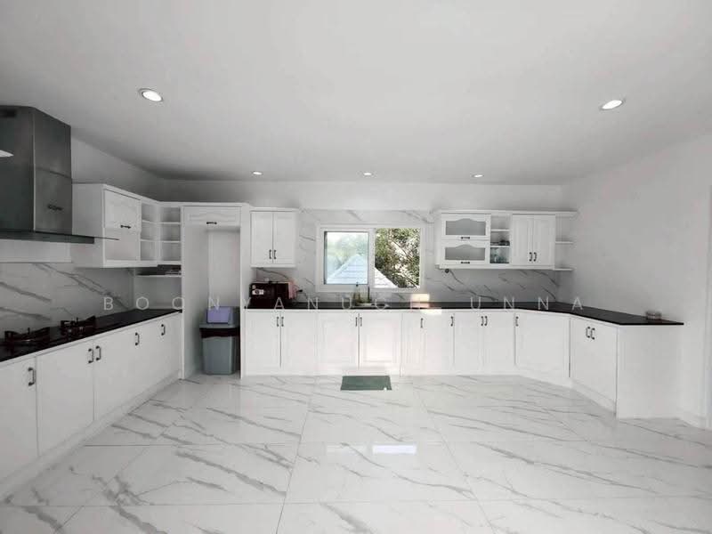 undefined, Chon Buri (Pattaya), Nong Pru, Bang Lamung (Pattaya), Chon Buri (Pattaya), 9 Bedrooms, 1,200 sqm, Single Detached House For Sale, by Boonyanuch Unna, 500626829 - DDproperty.com