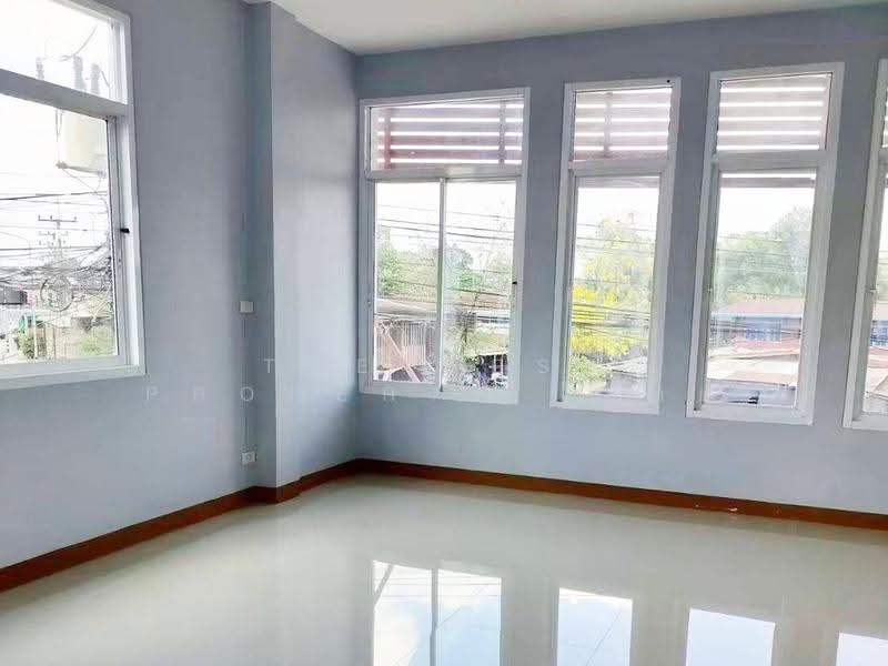 อาคารพาณิชย์กบินทร์บุรี ปราจีนบุรี, Prachin Buri, Nong Ki, Kabin Buri, Prachin Buri, , 100 sqm, Shophouse For Sale, by The Best Property โมทย์, 500626843 - DDproperty.com