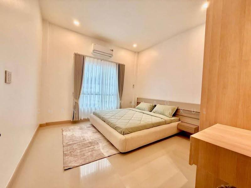 3-BR House, Chon Buri (Pattaya), Poong, Bang Lamung (Pattaya), Chon Buri (Pattaya), 3 Bedrooms, 204 sqm, Single Detached House For Sale, by Thanyalag Chanchodtanakul, 500626913 - DDproperty.com