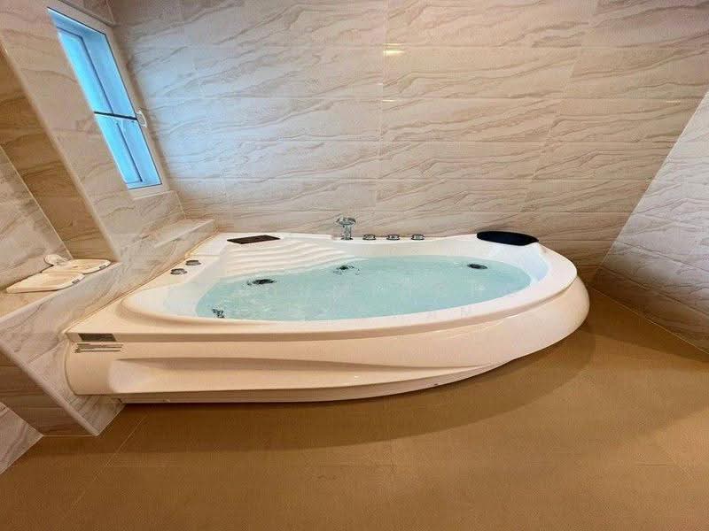Garden Ville 5, Chon Buri (Pattaya), Huai Yai, Bang Lamung (Pattaya), Chon Buri (Pattaya), 3 Bedrooms, 150 sqm, Villa For Rent, by Kradumthong Wongchan, 500626953 - DDproperty.com