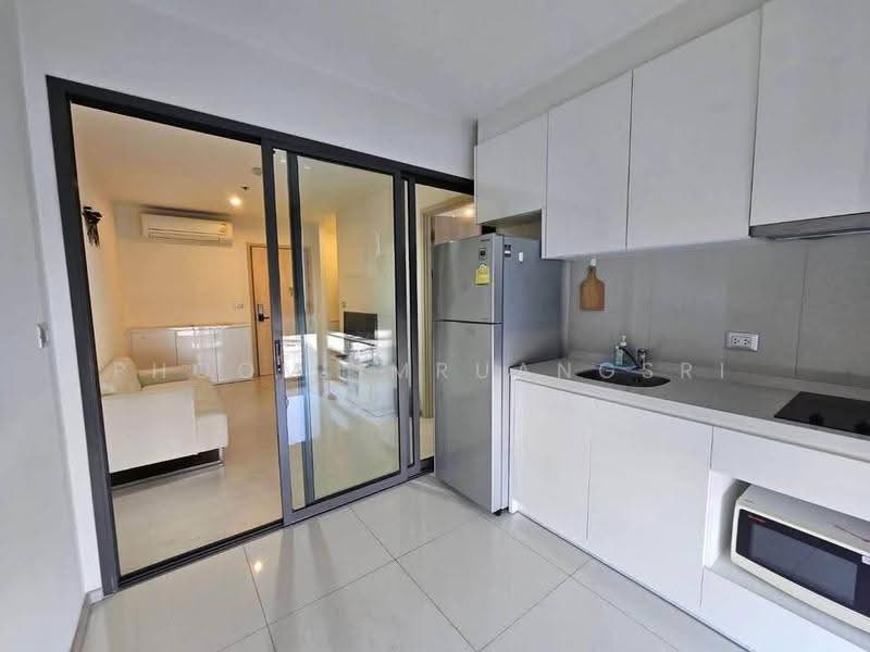 Rhythm Sukhumvit 42, Bangkok, Soi Sukhumvit 42, Sukhumvit Road, Phra Kanong, Khlong Toei, Bangkok, 1 Bedroom, 45 sqm, Condo For Rent, by Phoom Imruangsri, 500626996 - DDproperty.com