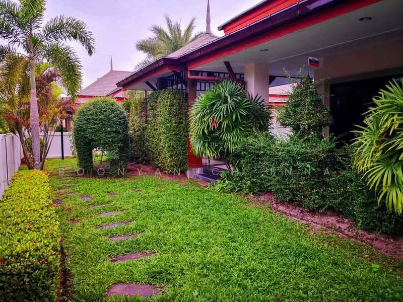 Baan Dusit Pattaya Lake, Chon Buri (Pattaya), Entrance Road, Huai Yai, Bang Lamung (Pattaya), Chon Buri (Pattaya), 3 Bedrooms, 180 sqm, Single Detached House For Sale, by Boonyanuch Unna, 500627013 - DDproperty.com