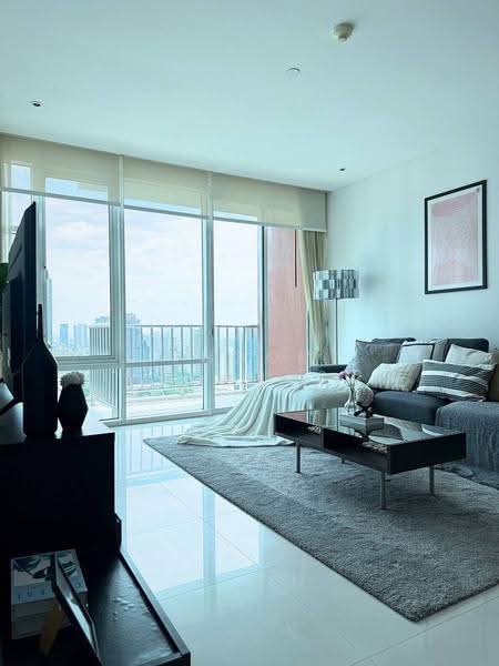 Fullerton Sukhumvit, Bangkok, Sukhumvit Road, Khlong Tan Nua, Watthana, Bangkok, 2 Bedrooms, 96 sqm, Condo For Sale, by Phoom Imruangsri, 500627015 - DDproperty.com