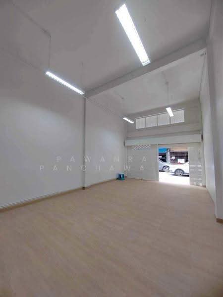 ทาวน์เฮ้าส์ 5-ห้องนอน, กรุงเทพ, สามเสนใน, พญาไท, กรุงเทพ, 400 ตร.ม., ทาวน์เฮ้าส์ ให้เช่า, โดย Pawanrat Panchawanon, 500627083 - DDproperty.com
