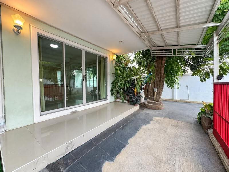 Prueklada Rangsit Klong 4, Pathum Thani, Sawai Pracharat Road, Lat Sawai, Lam Luk Ka, Pathum Thani, 3 Bedrooms, 160 sqm, Single Detached House For Sale, by THE LIVING HUB, 500627261 - DDproperty.com