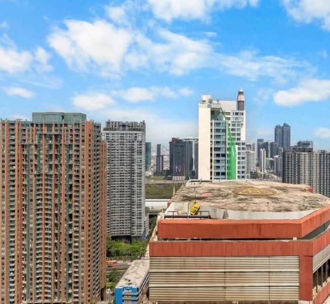 The Lofts Asoke, Bangkok, Sukhumvit 21 Road, Khlongtoei Nua, Watthana, Bangkok, 3 Bedrooms, 145 sqm, Condo For Rent, by Nutnaree Nakkaew, 500627268 - DDproperty.com