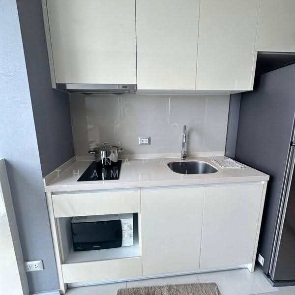Rhythm Sukhumvit 42, Bangkok, Soi Sukhumvit 42, Sukhumvit Road, Phra Kanong, Khlong Toei, Bangkok, 1 Bedroom, 45 sqm, Condo For Rent, by Napat Thamakulangkul, 500627324 - DDproperty.com