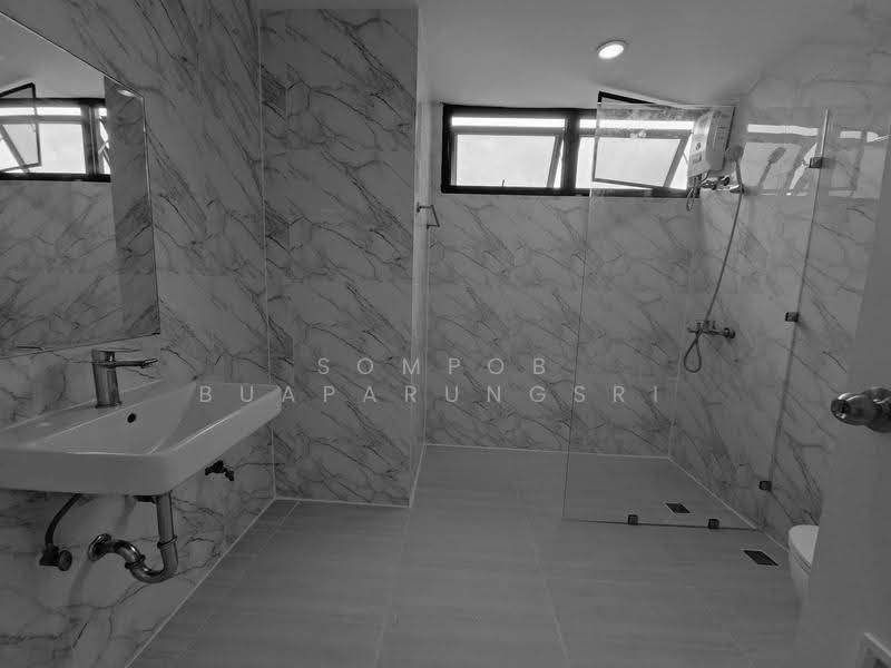 The Waterford Park, Bangkok, Soi Sukhumvit 53, Khlong Tan Nua, Watthana, Bangkok, 3 Bedrooms, 156 sqm, Condo For Rent, by Sompob Buaparungsri, 500627444 - DDproperty.com