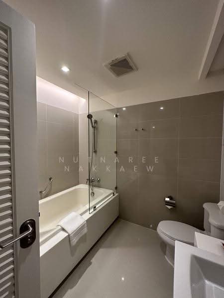 PARKROYAL Suites, Bangkok, 22 Sukhumvit 6 Alley, Khlong Toei, Bangkok, 1 Bedroom, 42 sqm, Apartment For Rent, by Nutnaree Nakkaew, 500627520 - DDproperty.com