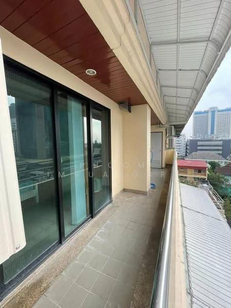 Sampoom Garden Condominium, Bangkok, ซอย 14 Sathorn, Silom, Bang Rak, Bangkok, 1 Bedroom, 68 sqm, Condo For Rent, by Phoom Imruangsri, 500627555 - DDproperty.com