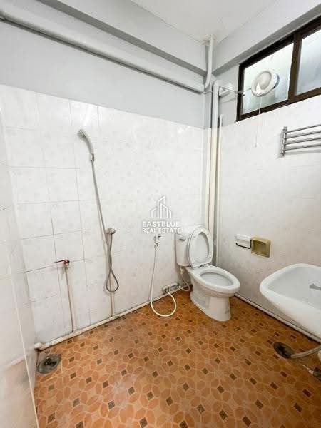 Townhouse Area Ekkamai, Bangkok, Khlong Tan Nua, Watthana, Bangkok, 3 Bedrooms, 150 sqm, Townhouse For Rent, by Eastblue Horizon, 500627953 - DDproperty.com
