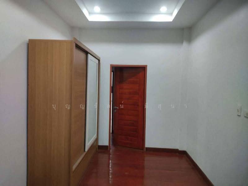ขาย บ้านเดี่ยว 2 ชั้น เนื้อที่ขนาดใหญ่ถึง 200 ตร.ว ราคาคุ้มค่าที่สุดในโซนเมืองโคราช, Nakhon Ratchasima, Ban Mai, Muang Nakhon Ratchasima, Nakhon Ratchasima, 2 Bedrooms, 175 sqm, Single Detached House For Sale, by บุญญรัตน์ มิสุนา, 500628029 - DDproperty.com