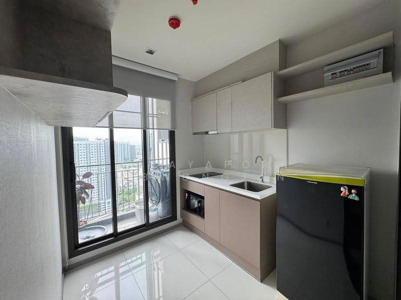 Life Sathorn Sierra, Bangkok, Ratchaphruek Rd, Talat Plu, Thon Buri, Bangkok, 1 Bedroom, 32 sqm, Condo For Sale, by Atitayaporn Robwongjan, 500628243 - DDproperty.com