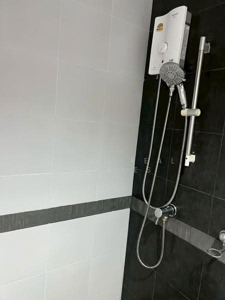 A Space Asoke-Ratchada, Bangkok, 624 Asoke-Dindaeng Road, Din Daeng, Bangkok, Studio, 25 sqm, Condo For Rent, by Living Real Estates, 500628257 - DDproperty.com