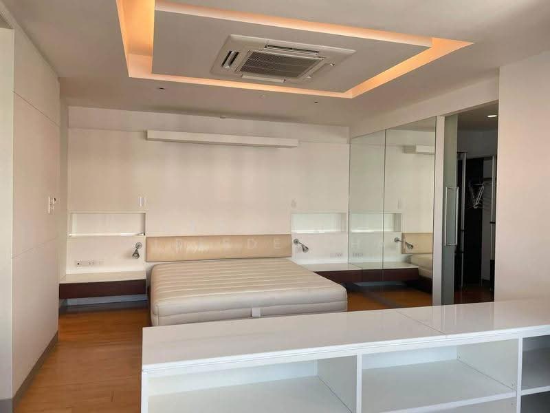 Sathorn Gardens : สาธร การ์เด้นส์, กรุงเทพ, 39 ถนนสาธรใต้, ทุ่งมหาเมฆ, สาทร, กรุงเทพ, 230 ตร.ม., คอนโด ขาย, โดย Kawinthip Wisesdenchai, 500628293 - DDproperty.com