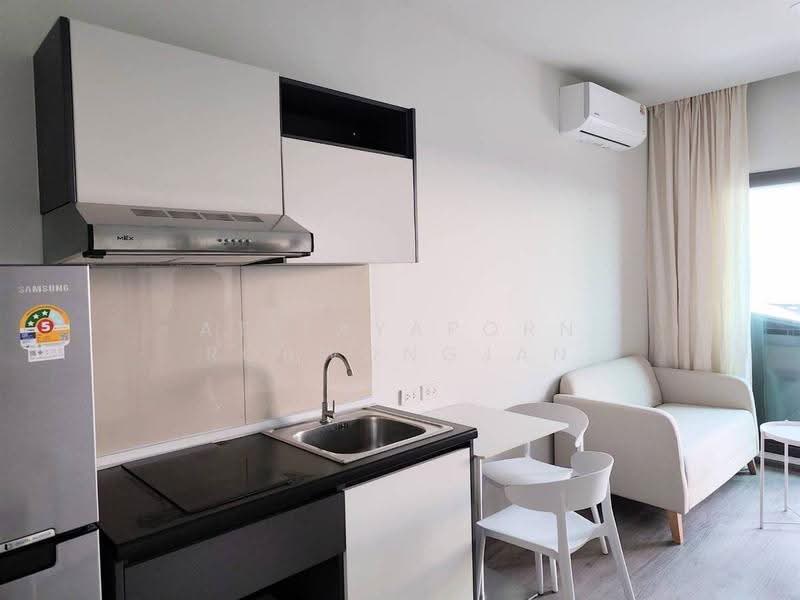 Rich Point @ BTS Wutthakat, Bangkok, Wutthakat Road, Talat Plu, Thon Buri, Bangkok, 1 Bedroom, 31 sqm, Condo For Rent, by Atitayaporn Robwongjan, 500628320 - DDproperty.com