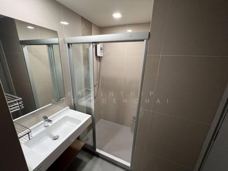 IDEO Sathorn-Wongwian Yai, Bangkok, 219 Soi Krung Thonburi 1, Khlong Ton Sai, Khlong San, Bangkok, 1 Bedroom, 36 sqm, Condo For Rent, by Kawinthip Wisesdenchai, 500628326 - DDproperty.com