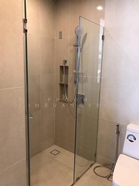 4-BR House, Bangkok, Bang Pong Pang, Yan Nawa, Bangkok, 4 Bedrooms, 350 sqm, Single Detached House For Rent, by Phoom Imruangsri, 500628352 - DDproperty.com
