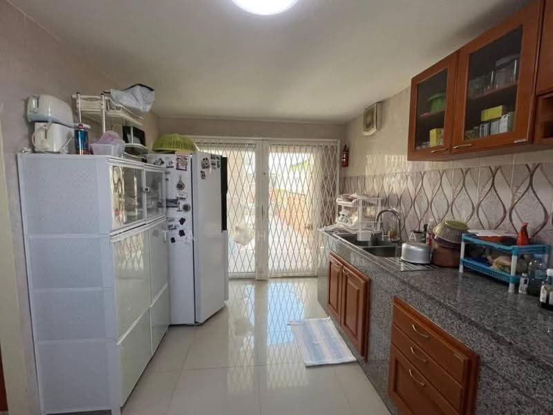 undefined, Chon Buri (Pattaya), Nong Pru, Bang Lamung (Pattaya), Chon Buri (Pattaya), 4 Bedrooms, 325 sqm, Single Detached House For Sale, by Sita Shrestha, 500628378 - DDproperty.com