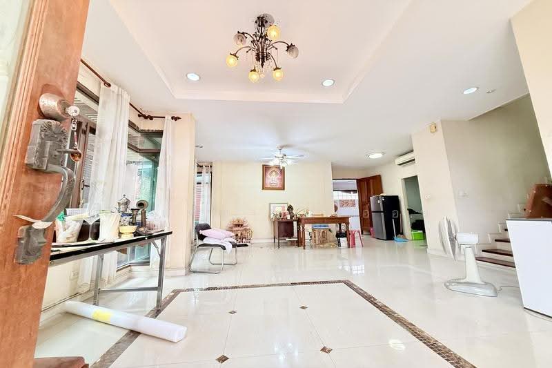 Setthasiri Prachachuen, Nonthaburi, Prachachuen Road, Tha-Sai, Muang Nonthaburi, Nonthaburi, 4 Bedrooms, 250 sqm, Single Detached House For Sale, by ศิริเพ็ญ ทองอ่อน, 500628389 - DDproperty.com