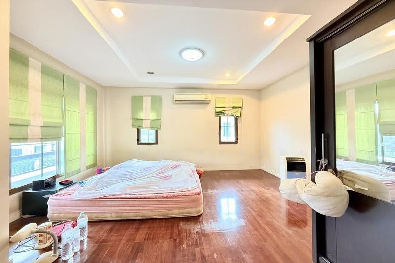 Setthasiri Prachachuen, Nonthaburi, Prachachuen Road, Tha-Sai, Muang Nonthaburi, Nonthaburi, 4 Bedrooms, 250 sqm, Single Detached House For Sale, by ศิริเพ็ญ ทองอ่อน, 500628389 - DDproperty.com