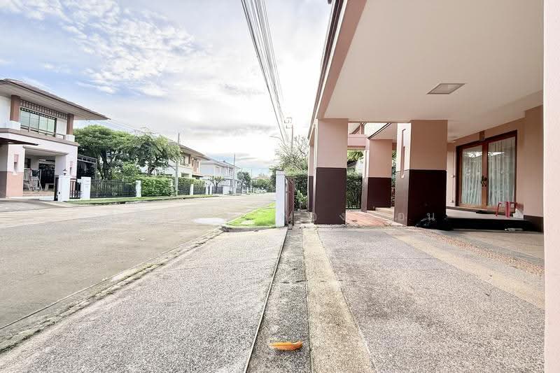 Setthasiri Prachachuen, Nonthaburi, Prachachuen Road, Tha-Sai, Muang Nonthaburi, Nonthaburi, 4 Bedrooms, 250 sqm, Single Detached House For Sale, by ศิริเพ็ญ ทองอ่อน, 500628389 - DDproperty.com