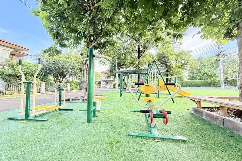 Setthasiri Prachachuen, Nonthaburi, Prachachuen Road, Tha-Sai, Muang Nonthaburi, Nonthaburi, 4 Bedrooms, 250 sqm, Single Detached House For Sale, by ศิริเพ็ญ ทองอ่อน, 500628389 - DDproperty.com