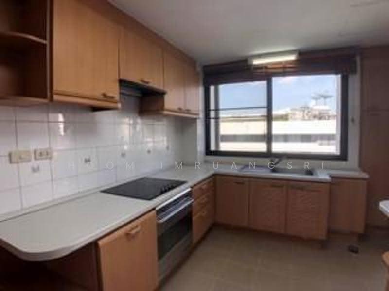 Lee House Apartment : ลี เฮ้าส์ อพารทเมนท์, กรุงเทพ, 13 ทองหล่อ 13, คลองตันเหนือ, วัฒนา, กรุงเทพ, 240 ตร.ม., อพาร์ทเมนท์ ให้เช่า, โดย Phoom Imruangsri, 500628422 - DDproperty.com
