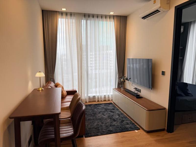 Noble Around Ari, Bangkok, 312 Phahon Yothin Rd, Samsen Nai, Phaya Thai, Bangkok, 1 Bedroom, 35 sqm, Condo For Rent, by Living Real Estates, 500628443 - DDproperty.com