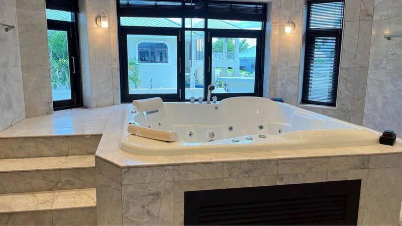 3-BR House, Prachuap Khiri Khan, Hin Lek Fai, Hua Hin, Prachuap Khiri Khan, 3 Bedrooms, 529 sqm, Single Detached House For Sale, by Sita Shrestha, 500628585 - DDproperty.com