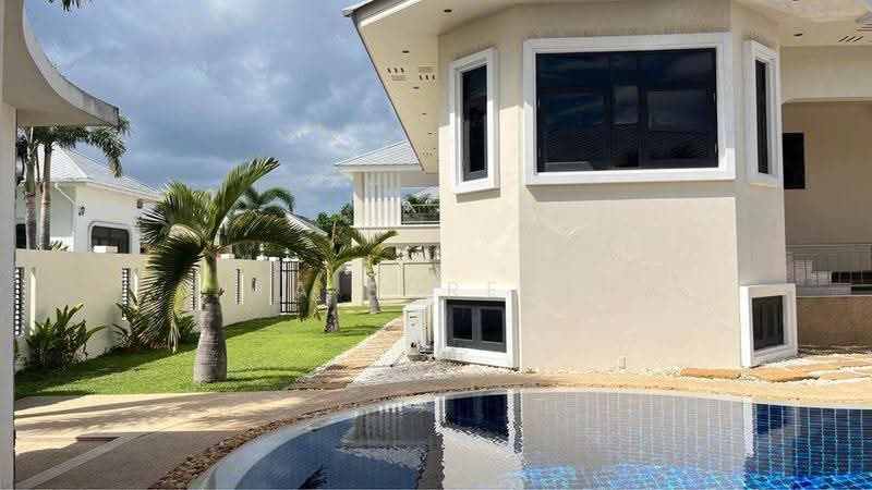 3-BR House, Prachuap Khiri Khan, Hin Lek Fai, Hua Hin, Prachuap Khiri Khan, 3 Bedrooms, 529 sqm, Single Detached House For Sale, by Sita Shrestha, 500628585 - DDproperty.com