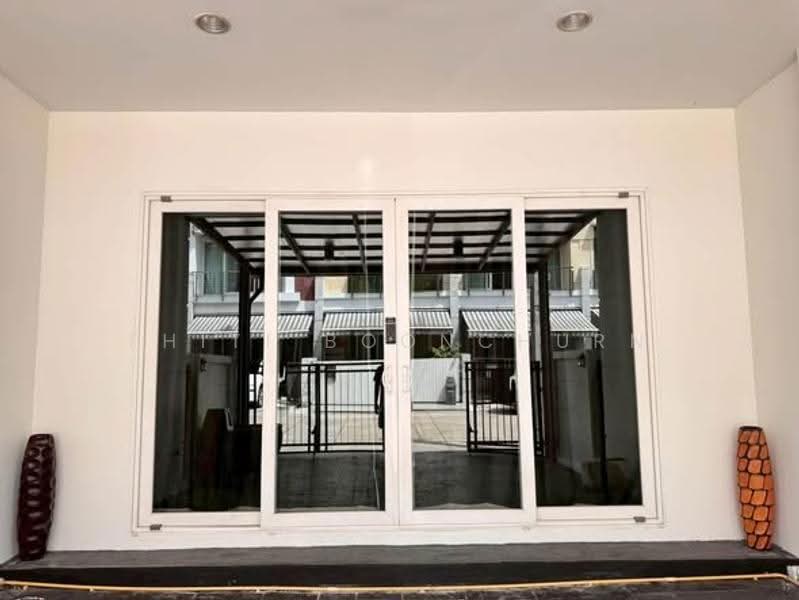 Baan Klang Muang Urbanion Rama 9-Ladprao, Bangkok, Soi Ladprao 84, Ladprao Road, Wang Thonglang, Bangkok, 3 Bedrooms, 180 sqm, Townhouse For Rent, by Thiti Boonchurn, 500628595 - DDproperty.com