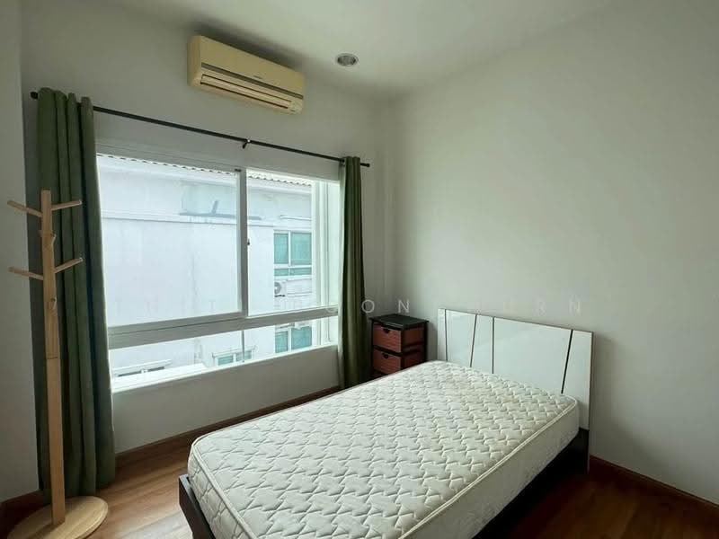 Baan Klang Muang Urbanion Rama 9-Ladprao : บ้านกลางเมือง เออร์บาเนี่ยน พระราม 9-ลาดพร้าว, กรุงเทพ, ซอยลาดพร้าว 84 ถนนลาดพร้าว, วังทองหลาง, กรุงเทพ, 180 ตร.ม., ทาวน์เฮ้าส์ ให้เช่า, โดย Thiti Boonchurn, 500628595 - DDproperty.com