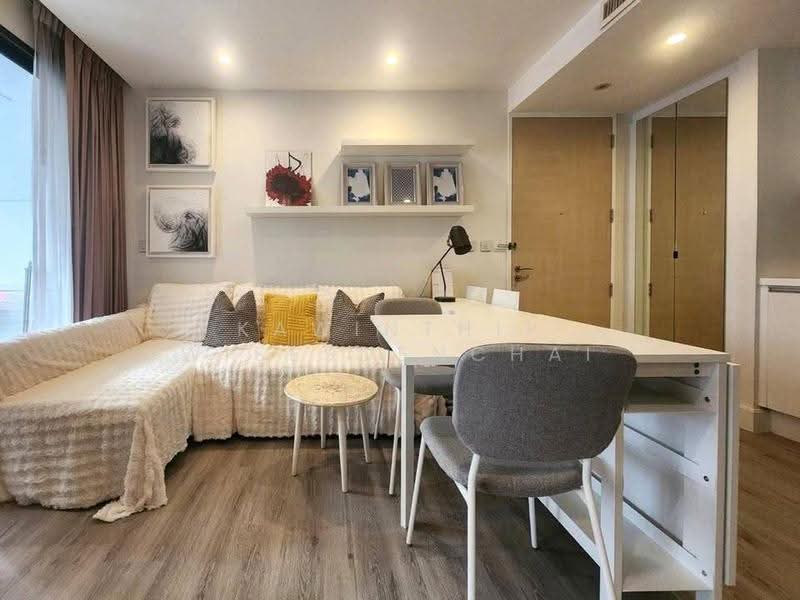 Collezio Sathorn-Pipat, Bangkok, 41 Soi Pipat 1 Silom Road, Silom, Bang Rak, Bangkok, 1 Bedroom, 41 sqm, Condo For Rent, by Kawinthip Wisesdenchai, 500628600 - DDproperty.com