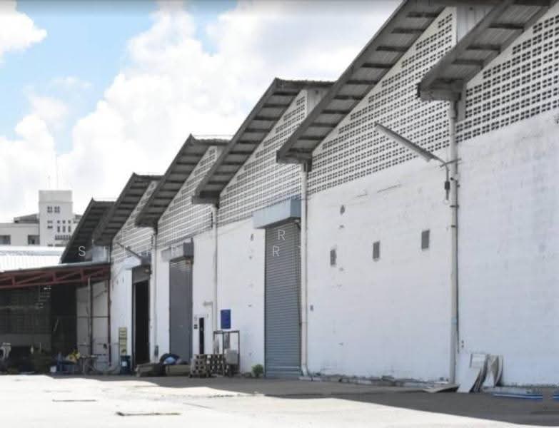 ให้เช่า WAREHOUSE ทำเลดี ติดถนนบางนา-ตราด เดินทางสะดวก ใกล้สุวรรณภูมิ และนิคมอุตสาหกรรม, Chachoengsao, Bang Wua, Bang Pakong, Chachoengsao, , 460 sqm, Warehouse/Factory For Rent, by Patcharaporn Silprasert (Patcha), 500628634 - DDproperty.com