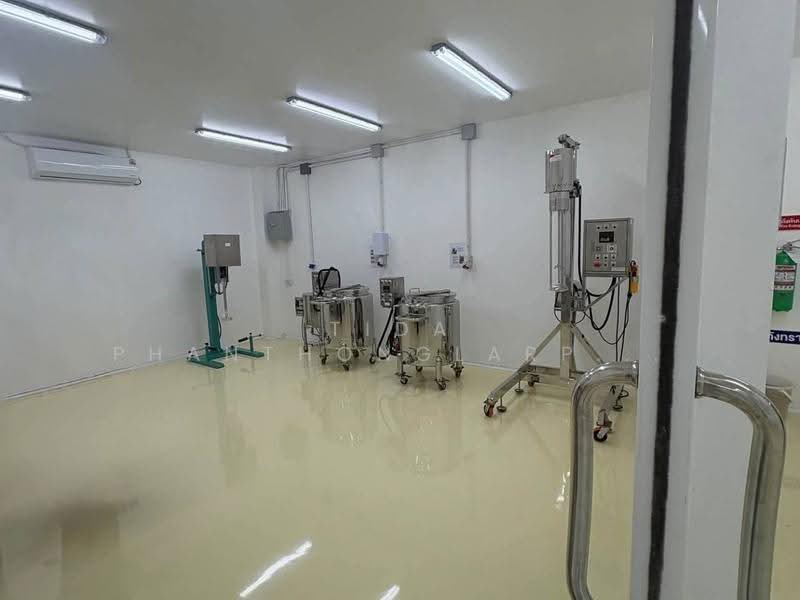 Warehouse/factory for rent in Ban Ko, Rama II area. Suitable for cosmetics manufacturing; holds an i, Samut Sakhon, Ban Ko, Muang Samut Sakhon, Samut Sakhon, , 700 sqm, Warehouse/Factory For Rent, by Tida phanthonglarptawee, 500628748 - DDproperty.com